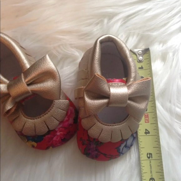 Red floral print Moccasins - Picture 5 of 5